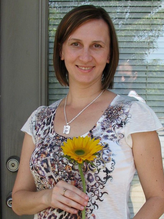 Ukraine native says war has her living in two realities