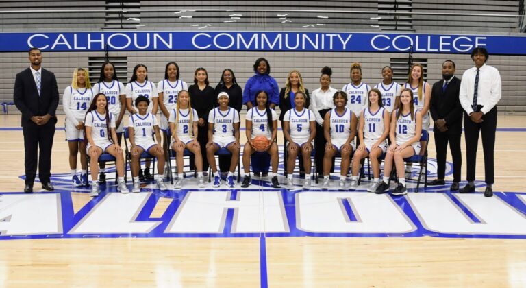 Lady Warhawks Basketball: Male practice players needed&nbsp;